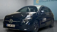 Schwarz Gebraucht 2025 Mercedes B180 Van / Kleinbus | 34.649 € (Fairer Preis)