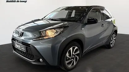 Grau Gebraucht 2025 Toyota Aygo X SUV | 17.940 € (Fairer Preis)