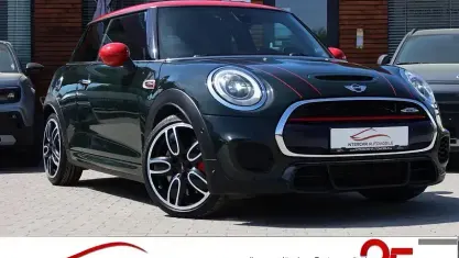 Gebraucht Mini John Cooper Works 231 PS (169 kW) 2015 Rebel green Kleinwagen