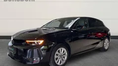 Lackierung schwarz perla nera/typ aussenverkleidung perlmutt Gebraucht 2024 Opel Astra Elegance Limousine | 22.870 € (Fairer Preis)