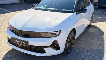 Neu Opel Astra 114 kW (156 PS) 2026 Lack weiss banquise/typ aussenverkleidung spiegel flach standard Limousine