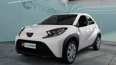 Weiß Gebraucht 2024 Toyota Aygo Play Kleinwagen | 15.239 € (Fairer Preis)