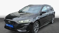 Schwarz Gebraucht 2023 Ford Focus ST-Line Kombi | 23.500 € (Guter Preis)