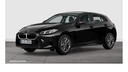 Nieuw BMW 120 156 PK (114 kW) 2026 Zwart Hatchback