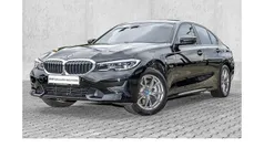 Schwarz Gebraucht 2022 BMW 320e Sport Line Limousine | 26.490 € (Fairer Preis)