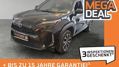 Schwarz Gebraucht 2022 Toyota Yaris Cross Team SUV | 20.980 € (Superpreis)