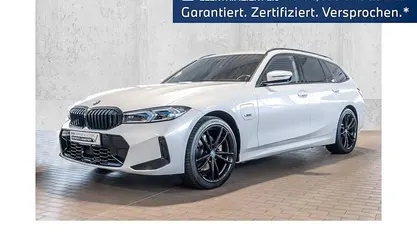 Gebraucht BMW 330e M Sport 292 PS (214 kW) 2023 Kombi