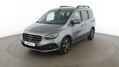 Gebraucht Mercedes T180 Progressive 116 PS (85 kW) 2022 Grau Van / Kleinbus