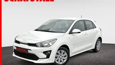 Weiß Gebraucht 2021 Kia Rio Edition 7 Limousine | 12.979 € (Fairer Preis)