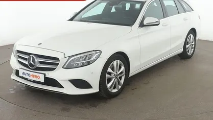 Weiß Gebraucht 2019 Mercedes C220 Avantgarde Kombi | 22.330 € (Fairer Preis)