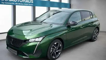 Gebraucht Peugeot 308 Allure 181 PS (133 kW) 2024 Grün Limousine