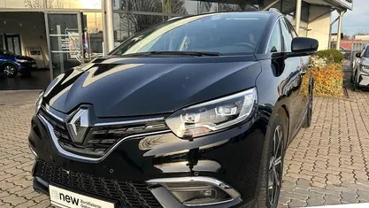 Schwarz Gebraucht 2022 Renault Grand Scénic IV Techno Van / Kleinbus | 19.390 € (Guter Preis)