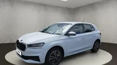 Moonweiß perleffekt/moonweiss metallic Gebraucht 2022 Skoda Fabia Tour Limousine | 15.450 € (Fairer Preis)