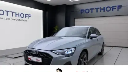 Gebraucht Audi A3 Ambiente 150 PS (110 kW) 2025 Pfeilgrau perleffekt Limousine