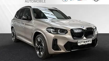 Second-hand BMW iX3 Impressive 210 kW (286 CP) 2023 Argintiu SUV