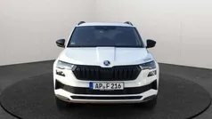 Weiss Gebraucht 2024 Skoda Karoq SportLine SUV | 34.822 € (Fairer Preis)