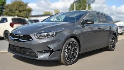 Gebraucht 2025 Kia Ceed Sportswagon Kombi | 26.679 € (Fairer Preis)