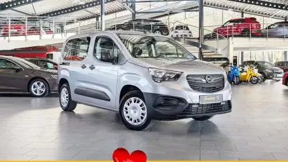 Gebraucht Opel Combo Life Edition 131 PS (96 kW) 2022 Grey metallic Van / Kleinbus