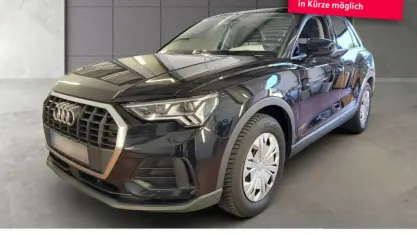 Gebraucht Audi Q3 Comfort 150 PS (110 kW) 2024 Mythosschwarz metallic SUV