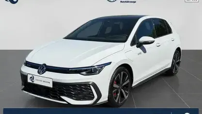 Gebraucht VW Golf VIII GTE 272 PS (200 kW) 2024 Weiß Limousine