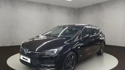 Gebraucht Opel Astra Design & Tech 131 PS (96 kW) 2021 Onyx schwarz (metallic) Limousine