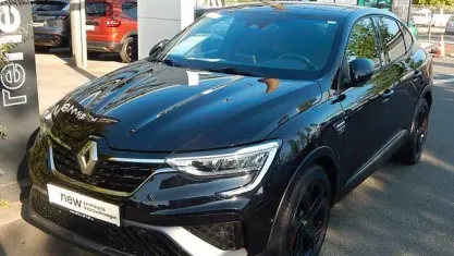 Gebraucht Renault Arkana R.S. 143 PS (105 kW) 2022 Onyxschwarz SUV