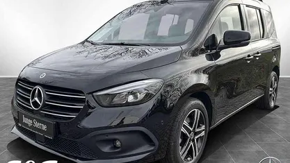 Gebraucht Mercedes T180 116 PS (85 kW) 2024 Schwarz Van / Kleinbus