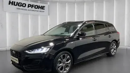 Gebraucht Ford Focus ST-Line X 116 PS (85 kW) 2023 Agate black Kombi