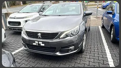 Gebraucht Peugeot 308 Allure 131 PS (96 kW) 2020 Limousine