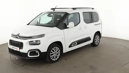 Weiß Gebraucht 2019 Citroën Berlingo Feel Van / Kleinbus | 20.890 € (Fairer Preis)