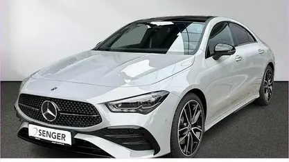 Manufaktur lack manufaktur alp Gebraucht 2025 Mercedes CLA200 AMG Coupé | 39.440 € (Fairer Preis)