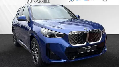 Gebraucht BMW iX1 M Sport 150 kW (204 PS) 2025 Portimao blau metallic SUV