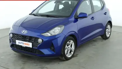 Gebraucht Hyundai i10 Trend 84 PS (61 kW) 2022 Blau Kleinwagen