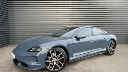 Gebraucht Porsche Taycan 300 kW (408 PS) 2025 Blau Limousine