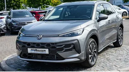 Gebraucht VW T-Roc Style 150 PS (110 kW) 2026 Grau SUV