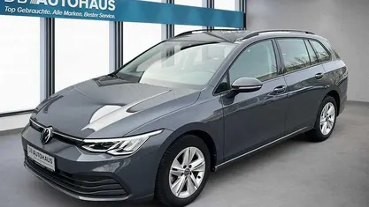Gebraucht VW Golf VIII Life 110 PS (80 kW) 2022 Grau Kombi
