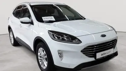 Gebraucht Ford Kuga Titanium 152 PS (111 kW) 2023 Frozen white SUV
