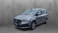 Gebraucht 2023 Mercedes T180 Style Van / Kleinbus | 28.470 € (Fairer Preis)