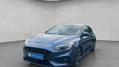 Blau Gebraucht 2020 Ford Focus ST-Line Limousine | 14.890 € (Fairer Preis)