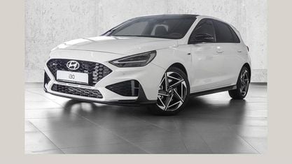 Neu Hyundai i30 N Line 140 PS (102 kW) 2025 Weiß Limousine