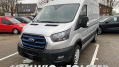 Polarsilber metallic Gebraucht 2023 Ford E-Transit Trend Van | 37.990 € (Superpreis)