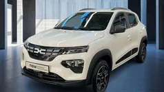 Weiß (polarweiss (weiß)) Gebraucht 2023 Dacia Spring Essentiel Kleinwagen | 11.390 € (Guter Preis)