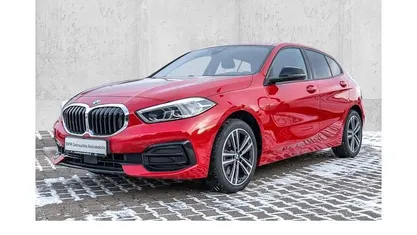 Rot Gebraucht 2021 BMW 118 Sport Line Kleinwagen | 20.660 € (Fairer Preis)