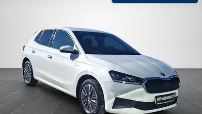 Gebraucht Skoda Fabia Tour 110 PS (80 kW) 2023 Candyweiss Kleinwagen