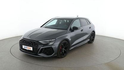 Używany Audi RS3 400 KM (294 kW) 2024 Szary Sedan/Limuzyna