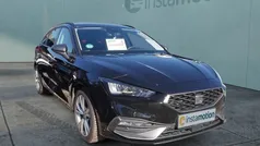 Schwarz Gebraucht 2024 Seat Leon FR Van / Kleinbus | 26.380 € (Fairer Preis)