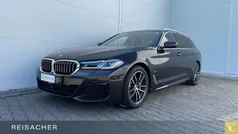 Sophistograu brillantefffekt Gebraucht 2023 BMW 530 Sport Line Kombi | 45.569 € (Fairer Preis)