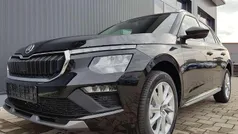 Gebraucht 2025 Skoda Kamiq Premium Edition SUV | 30.390 € (Fairer Preis)