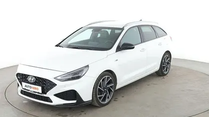 Weiß Gebraucht 2021 Hyundai i30 N Line Kombi | 18.560 € (Fairer Preis)