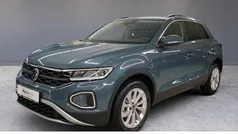 Blau Neu 2025 VW T-Roc Life SUV | 27.490 € (Superpreis)